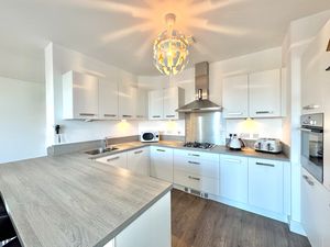 Photo 10- click for photo gallery